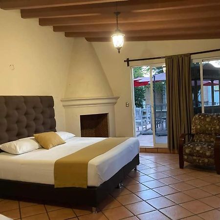Hotel Maria Emilia Cuernavaca Amatitlan Luaran gambar